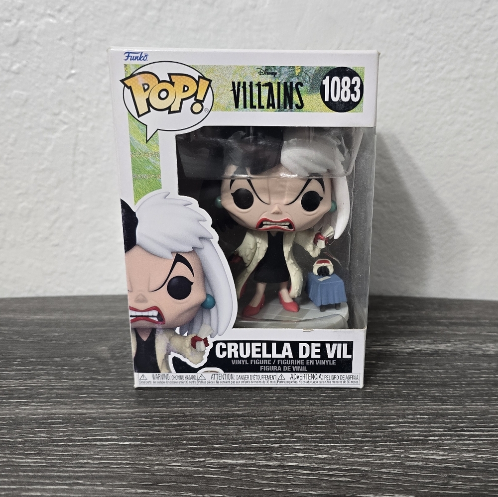 Funko Pop! Villains Cruella De Vil Figure - Black and White